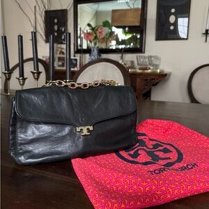 Tory Burch Black Leather Shoulder Bag with Gold Chain